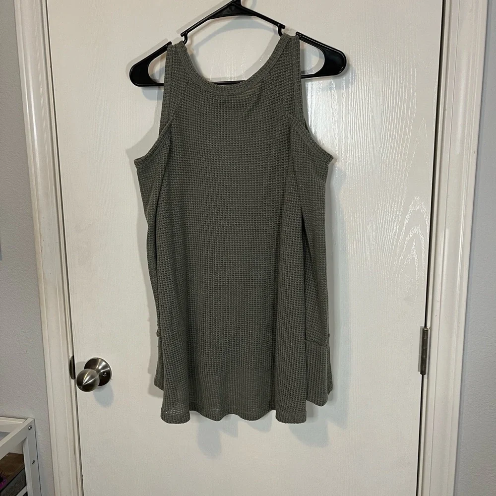 I.JOAH Cold Shoulder Sweater - Picture 5 of 5